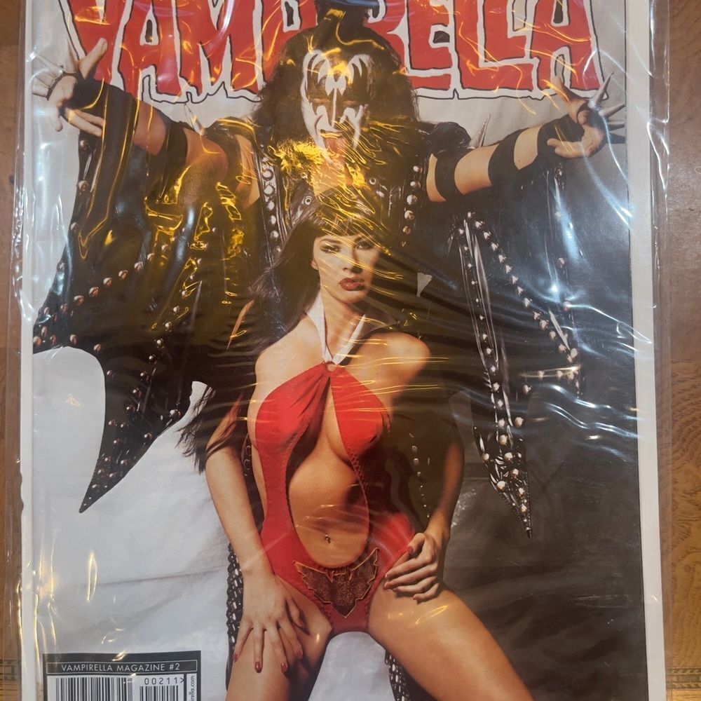 Kiss Vampirella Poster with Red and Black Design